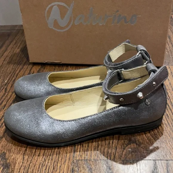 Naturino Norcia girls silver ballet flat shoe 35 - Picture 2 of 9